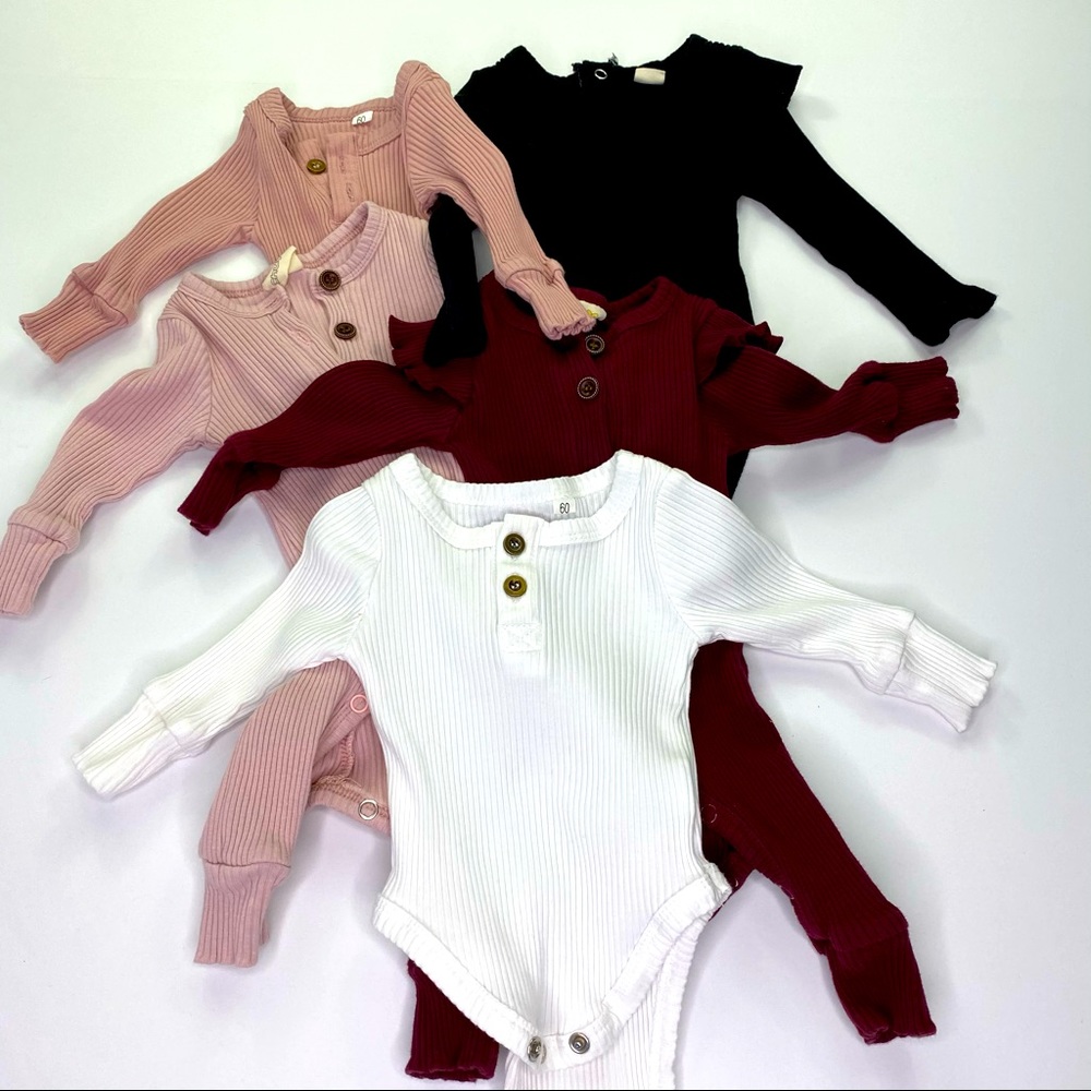 BUNDLE: Pajamas / Onsies Baby Girls 0-3 Months